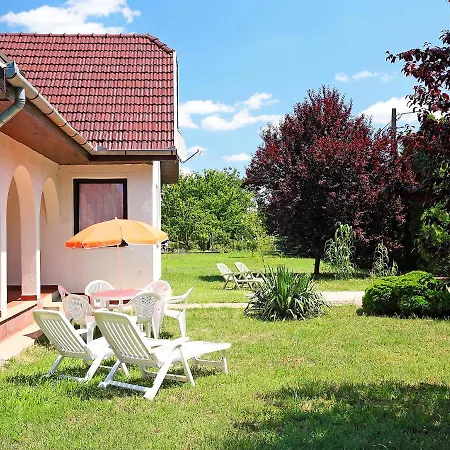 Casa vacanze Sunlight By Interhome Balatonoszod